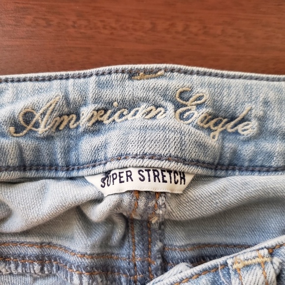 American Eagle Jegging Super Stretch Light Wash - Picture 7 of 8